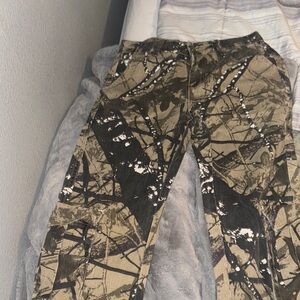 SHEIN Camouflage Patterned Pants